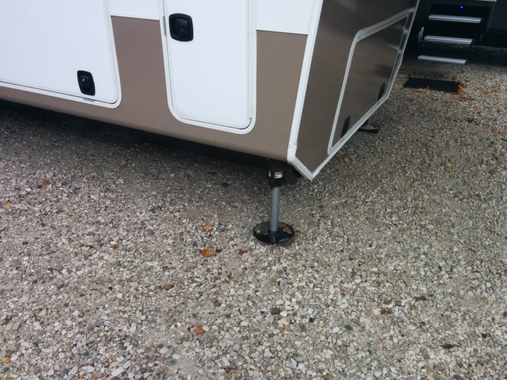 , Leveling Your Camper or Fifth Wheel
