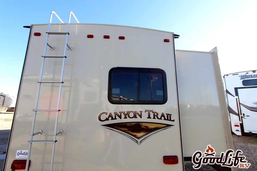 Canyon Trail Used Bunkhouse 5th Wheel up405386 (10) Good Life RV