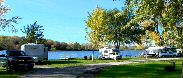 Iowa State PArk Rock Creek campground review