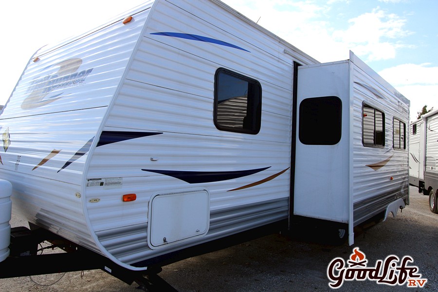 Bunkhouse Used Camper 27 iowa (3) Good Life RV