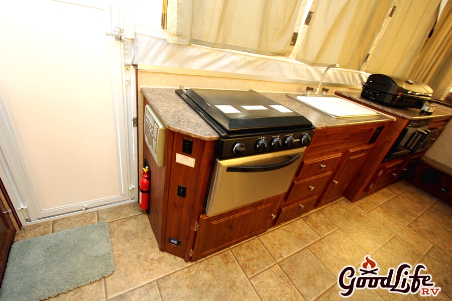 fold down camper used pop up with ac and slideout and bathroom (15