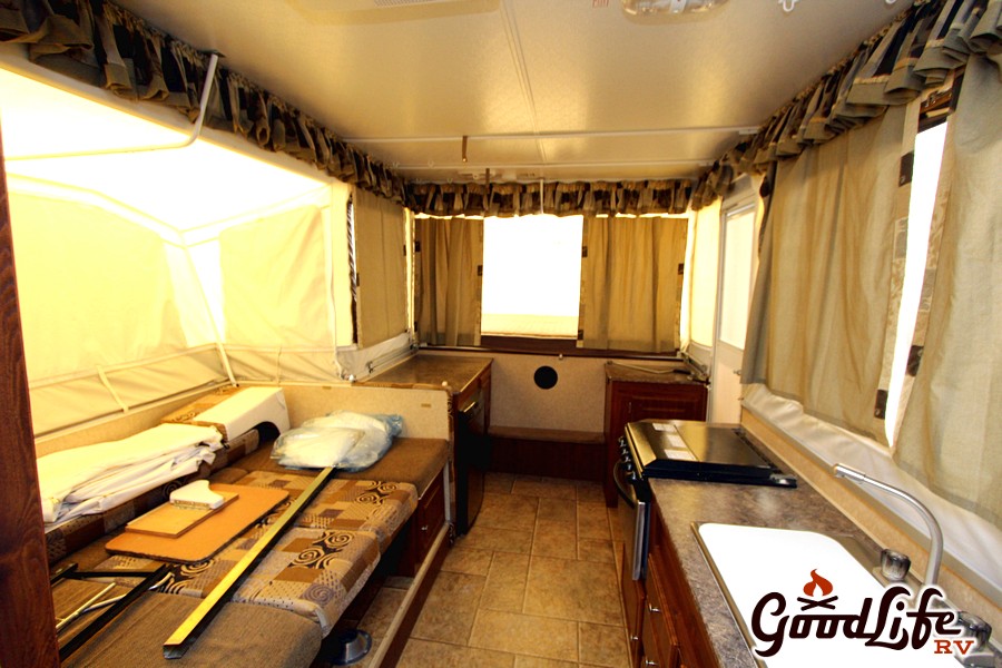 fold down camper used pop up with ac and slideout and bathroom (26