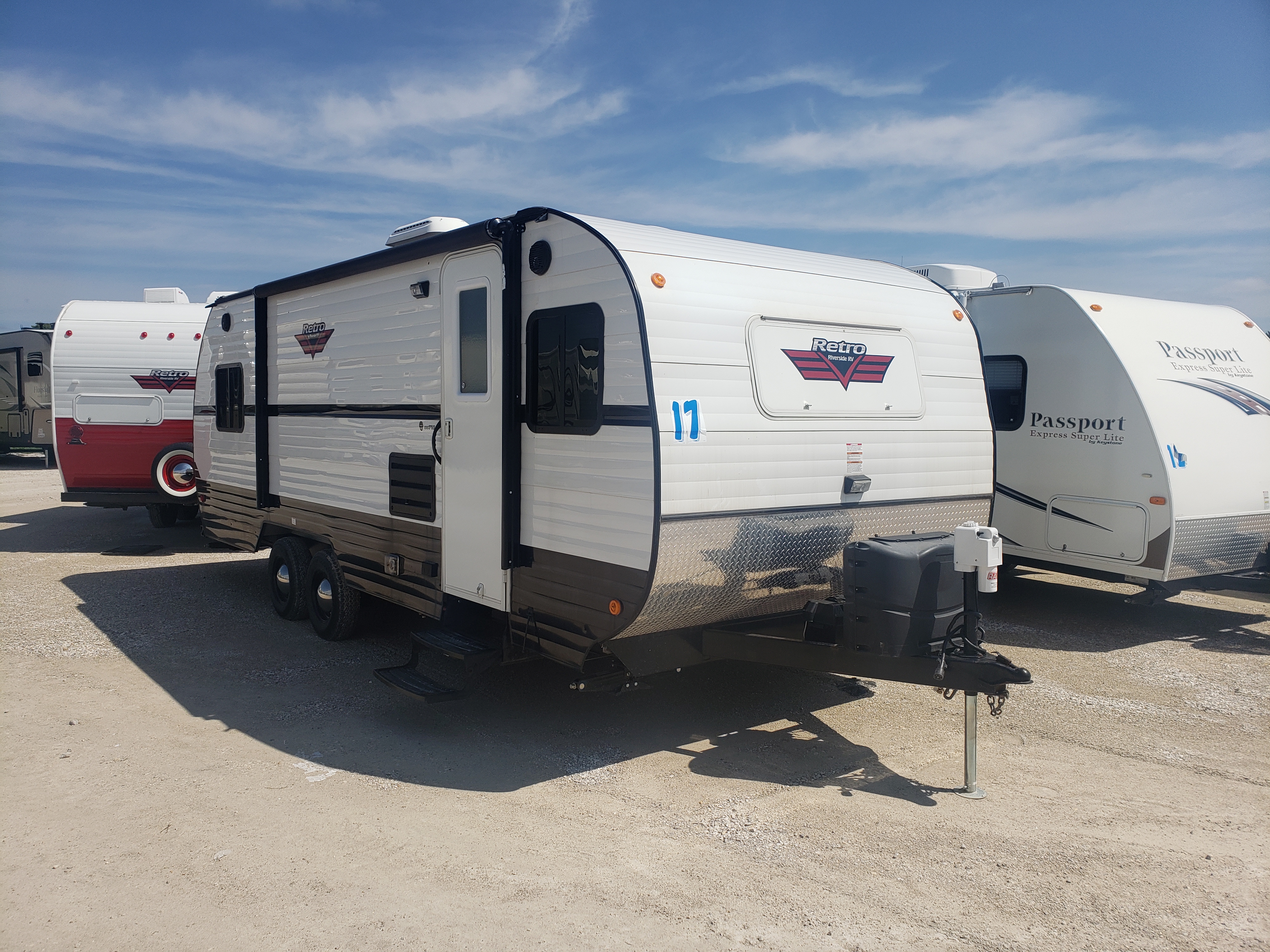 2017 Riverside Retro 199FKS Travel Trailer Good Life RV